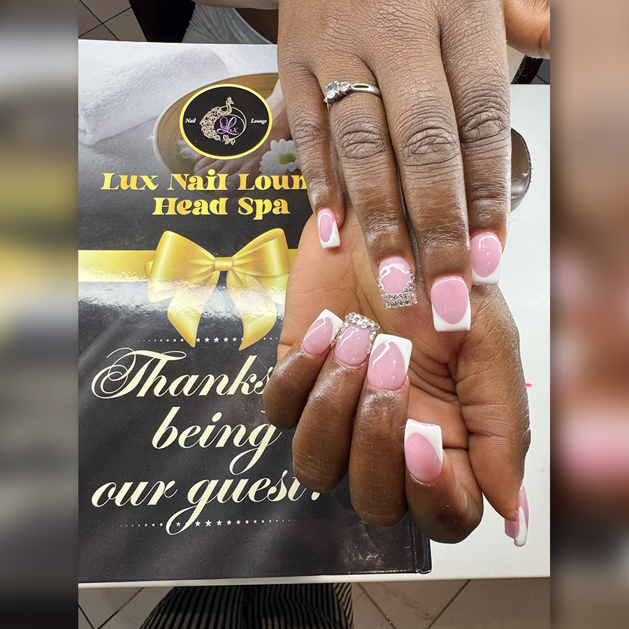 Lux Nail Lounge